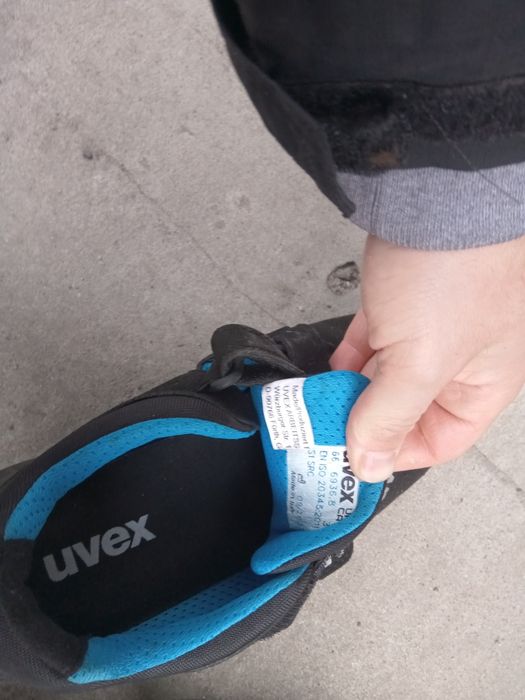 Buty robocze Uvex 39