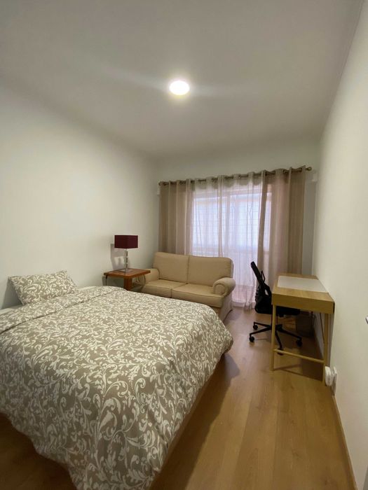 Arrendamento de quarto na Avenida 11 de Setembro de 1979, 10