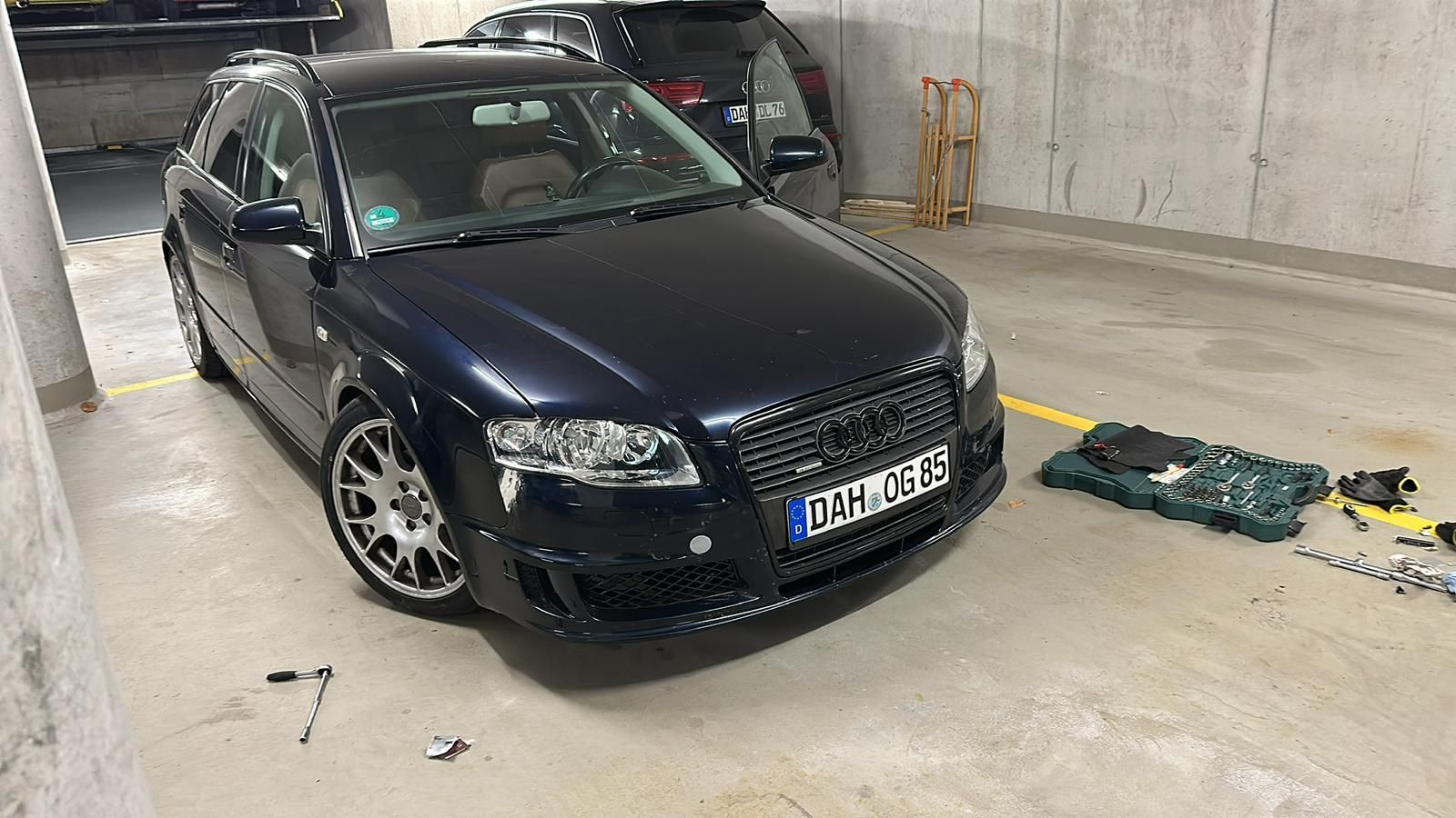 Audi A4 B7 2.0 TDI BPW przód zderzak DTM maska lampy błotnik części