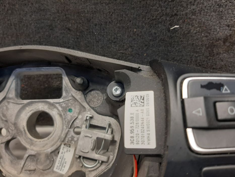 Кермо руль мультируль Volkswagen 2008-2014р 3c8419091an