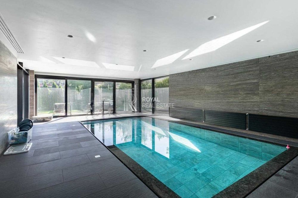 Продаж Будинок Київ Острів Водників Голосієво 500 м2 10 соток Hi Tech