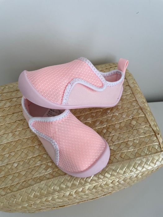 Slipper 100 pink white