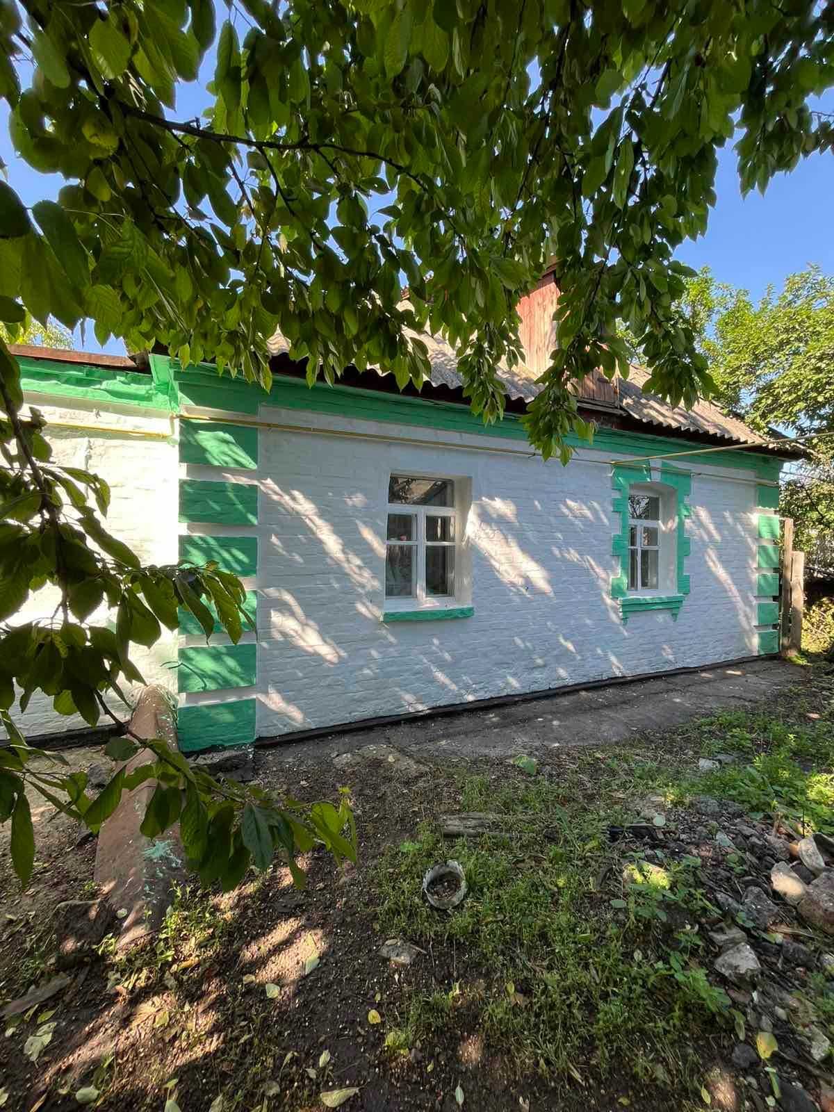 Продається затишний будинок з усіма зручностями!