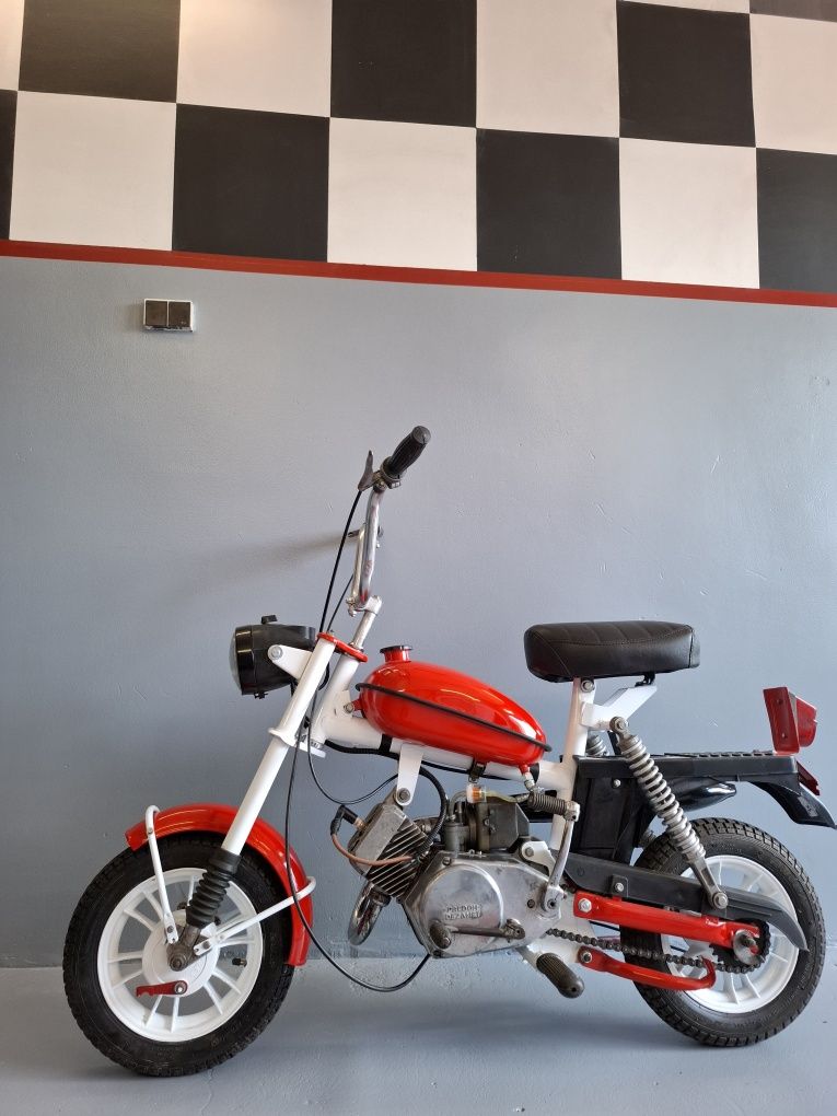 Motorynka M2 1981r.super Prezent
