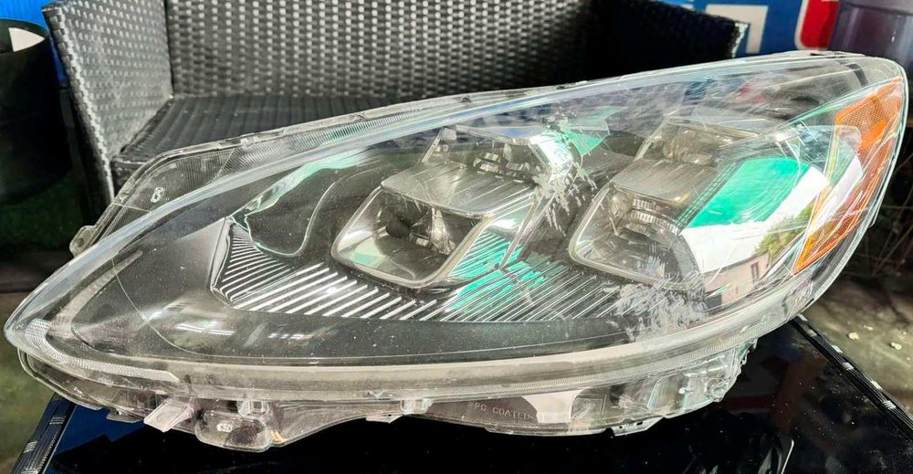 Фара ЛЕД LED ліва дефект Ford Escape MK4 Форд Ескейп Эскейп 2020 -