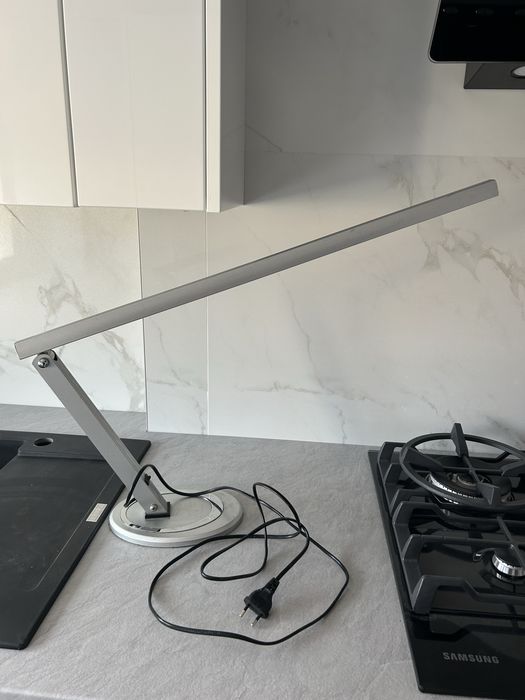 Lampa kosmetyczna na biurko swietlówka