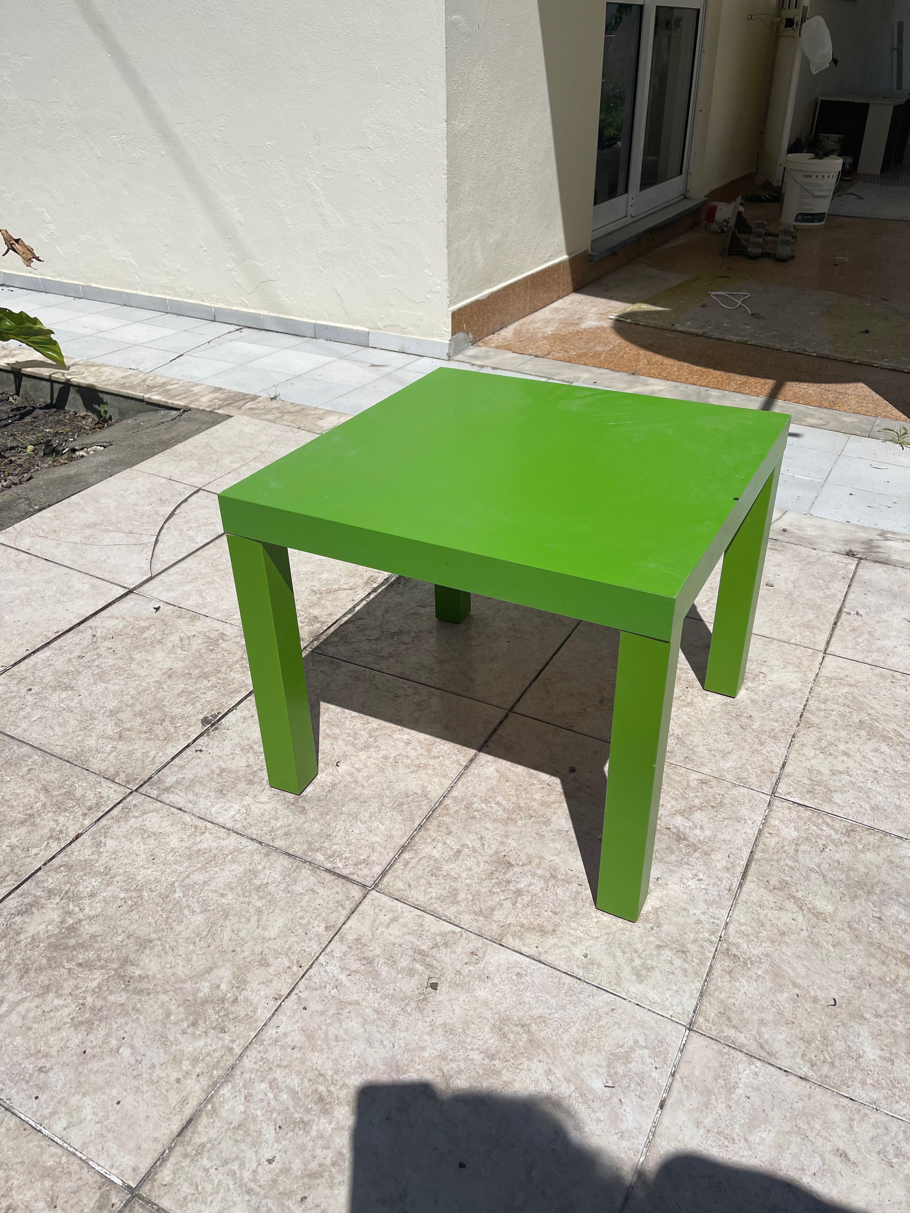 Mesa baixa  verde Ikea