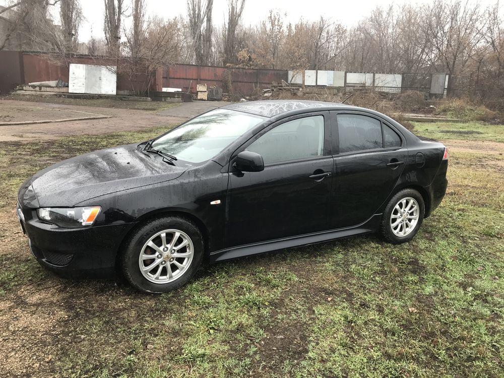 2012 Mitsubishi X Lancer SE