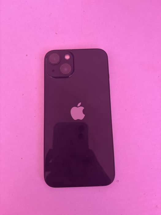 iPhone 13 + etui