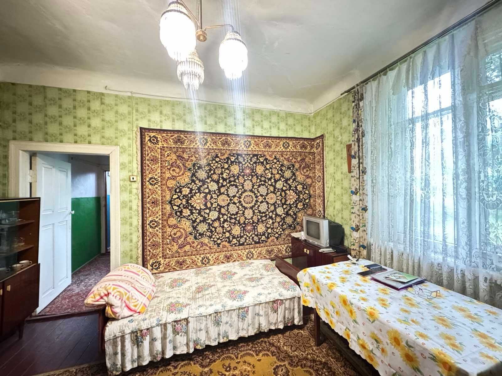2 кім. квартира з садом та гаражем