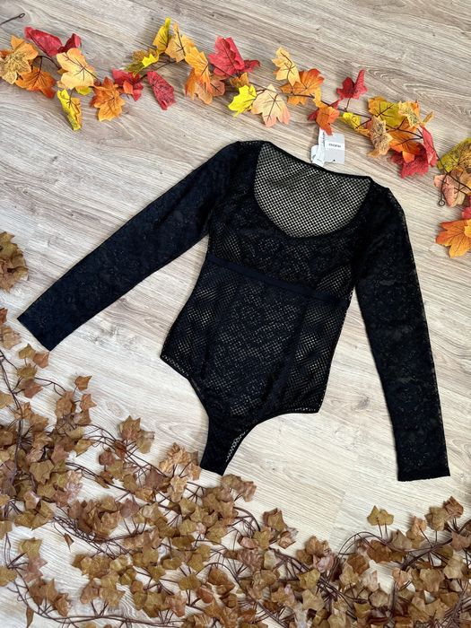 Tezenis m/38 nowe (z metką) śliczne body (bluzka) z koronki