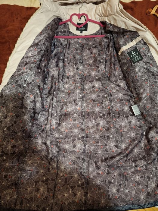 Зимова куртка жіноча