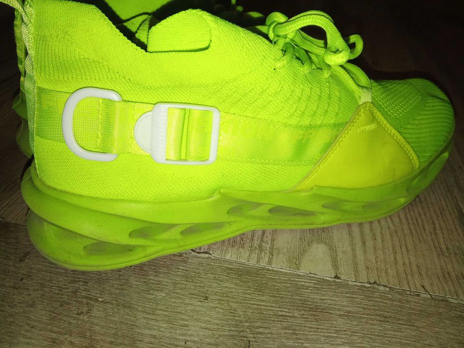 Красовки луже уже чскравl