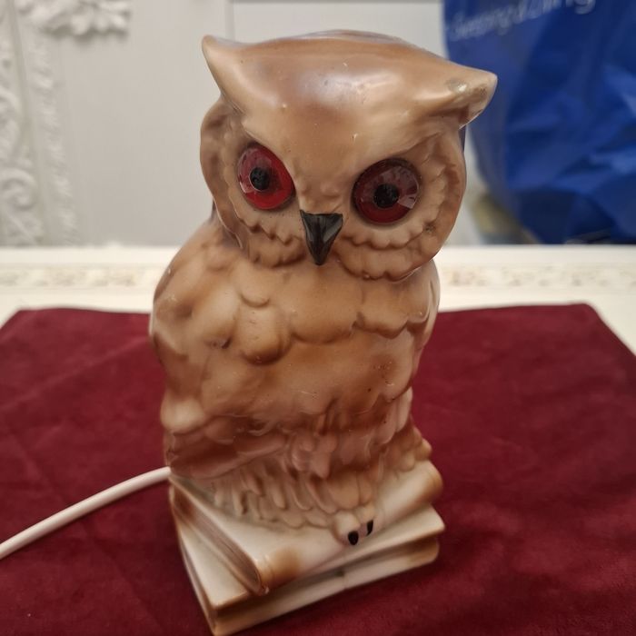 Lampka sowa z czasów PRL