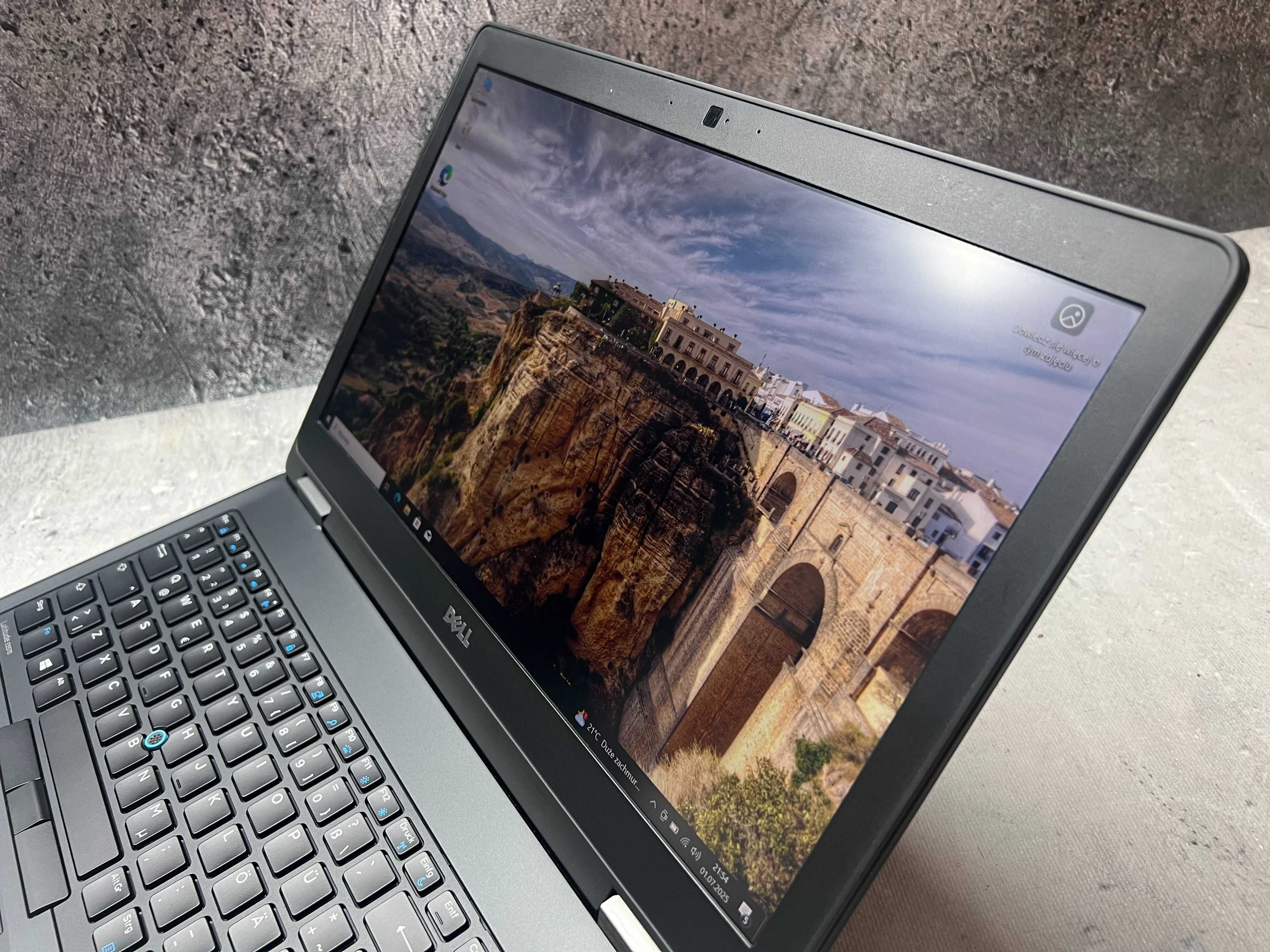 Dell Latitude E5570 / i7-6600U/ 16GB DDR4/ 512GB SSD/ R7 360 2GB/ 15.6