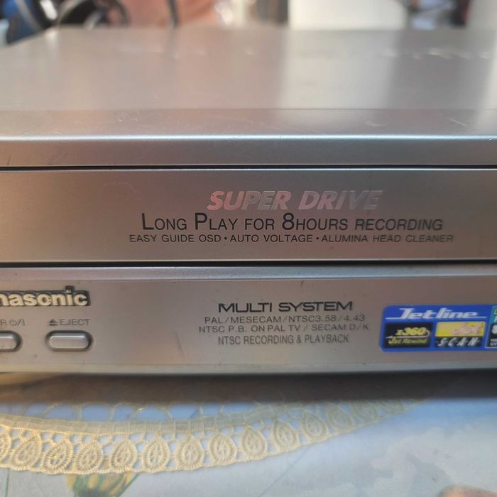 Видиомагнитафон,,Panasonic NV-J30EE,Japan, статуэтка, sharp