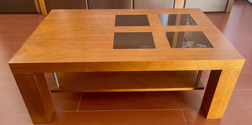 Mesa de cerejeira