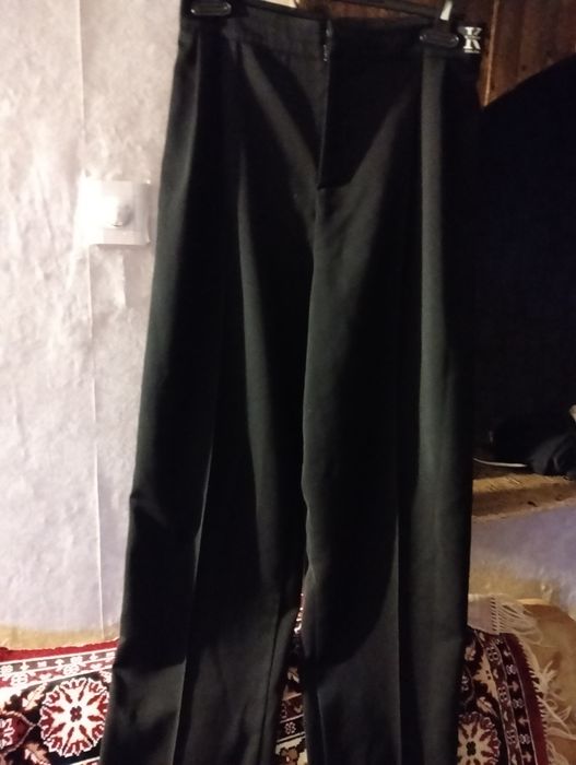 Продам брюки для латино американской программы