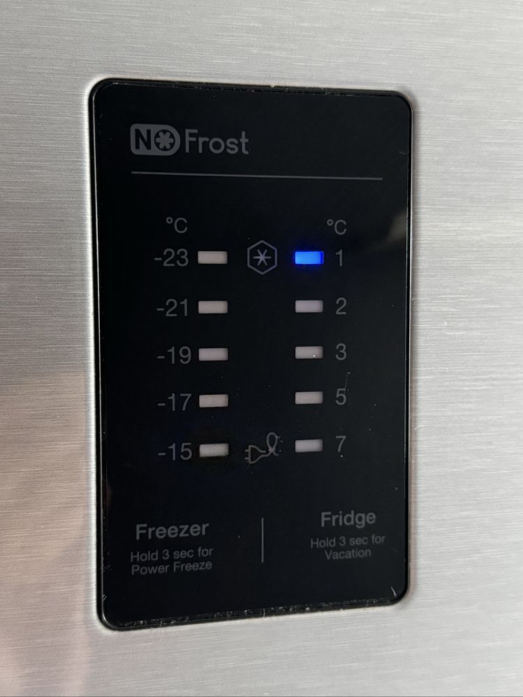 Samsung Lodówka No Frost, model RB31FERNDSA, Srebrna