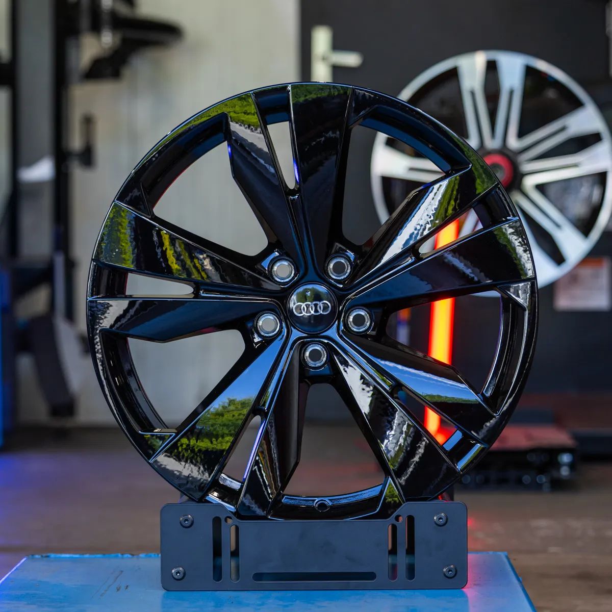 NOWE ORYGINALNE Felgi aluminiowe 19" Audi A4 A6 A8 Q3 Q4 E-Tron