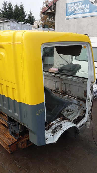 Kabina Nissan Cabstar 07