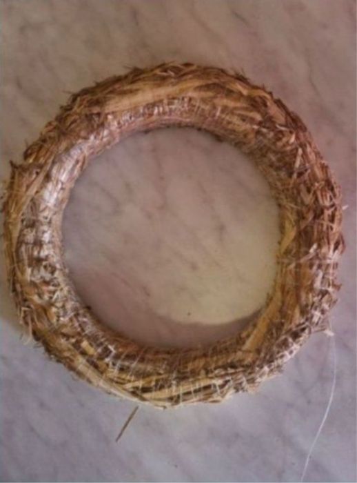 Wianek ze słomy 40cm 10 sztuk