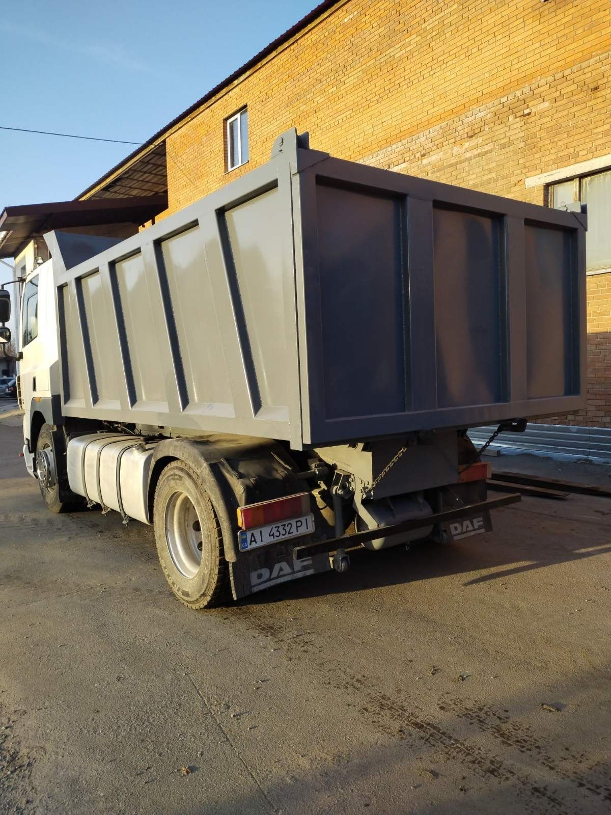 Самосвал,Самоскид DAF CF 85.460