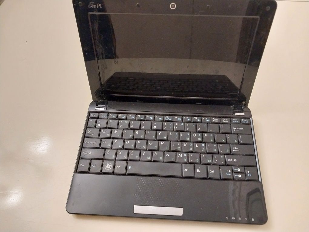 Нетбук Asus Eee PC 1005P