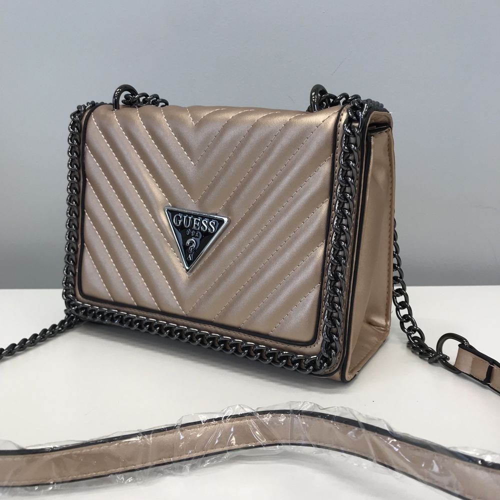 Torebka damska GUESS listonoszka