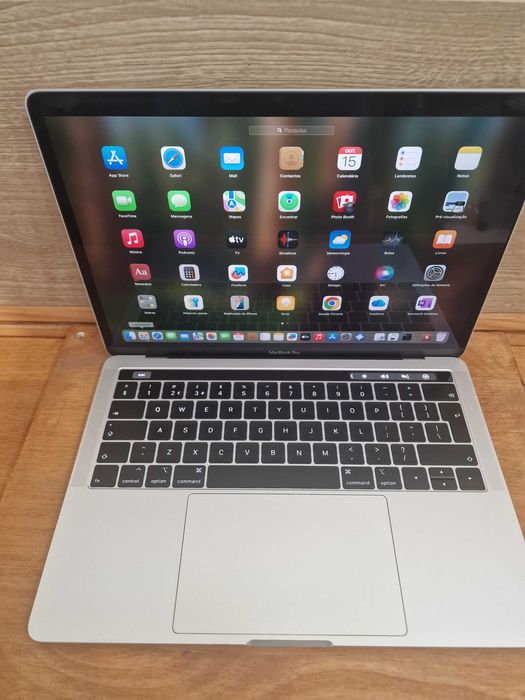 MacBook Pro TOUCH BAR 2018 i7 16gb ram 2 tb disco