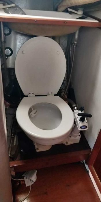 Łódź żaglowa 35ft z silnikiem jacht morski balastowy OKAZJA klasyka