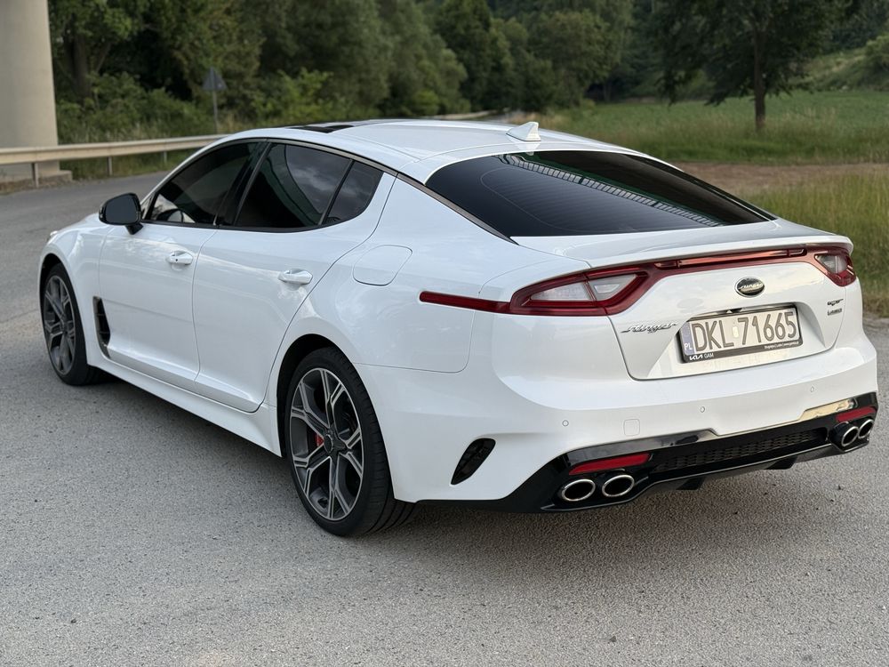 Kia Stinger 3.3 v6 4x4 Panorama, automat GT line