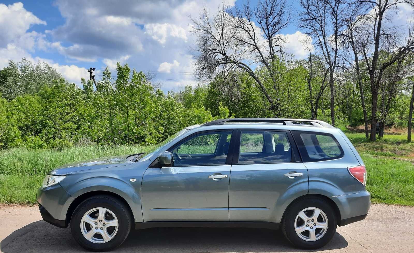 Автомобіль SUBARU Forester