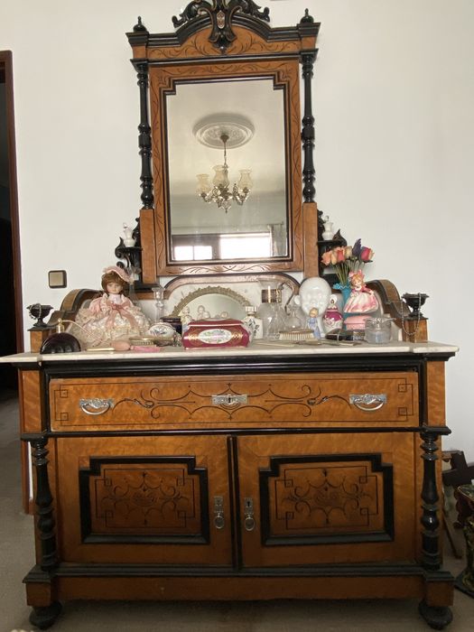 Quarto Antigo Completo