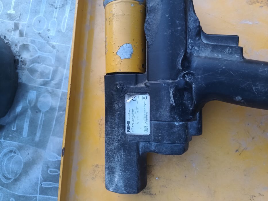 Zaciskarka rems mini press ACC z szczekamiu16,20,25