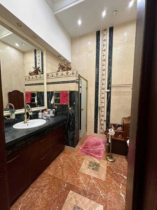 Продается особняк в  коттеджном поселке Совиньон