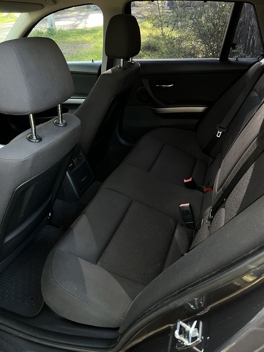 Продам BMW E91 320D N47