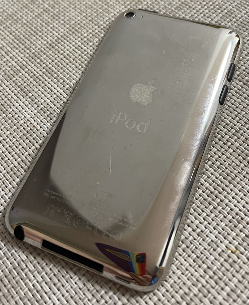 iPod touch (4-го покоління)