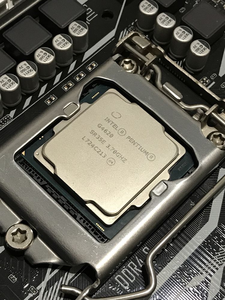 Комплект Asus Prime Z270-P, intel G4620, DDR4 8Gb