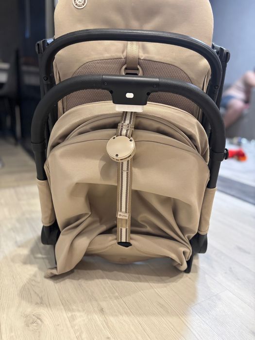 Прогулянкова коляска Cybex BEEZY