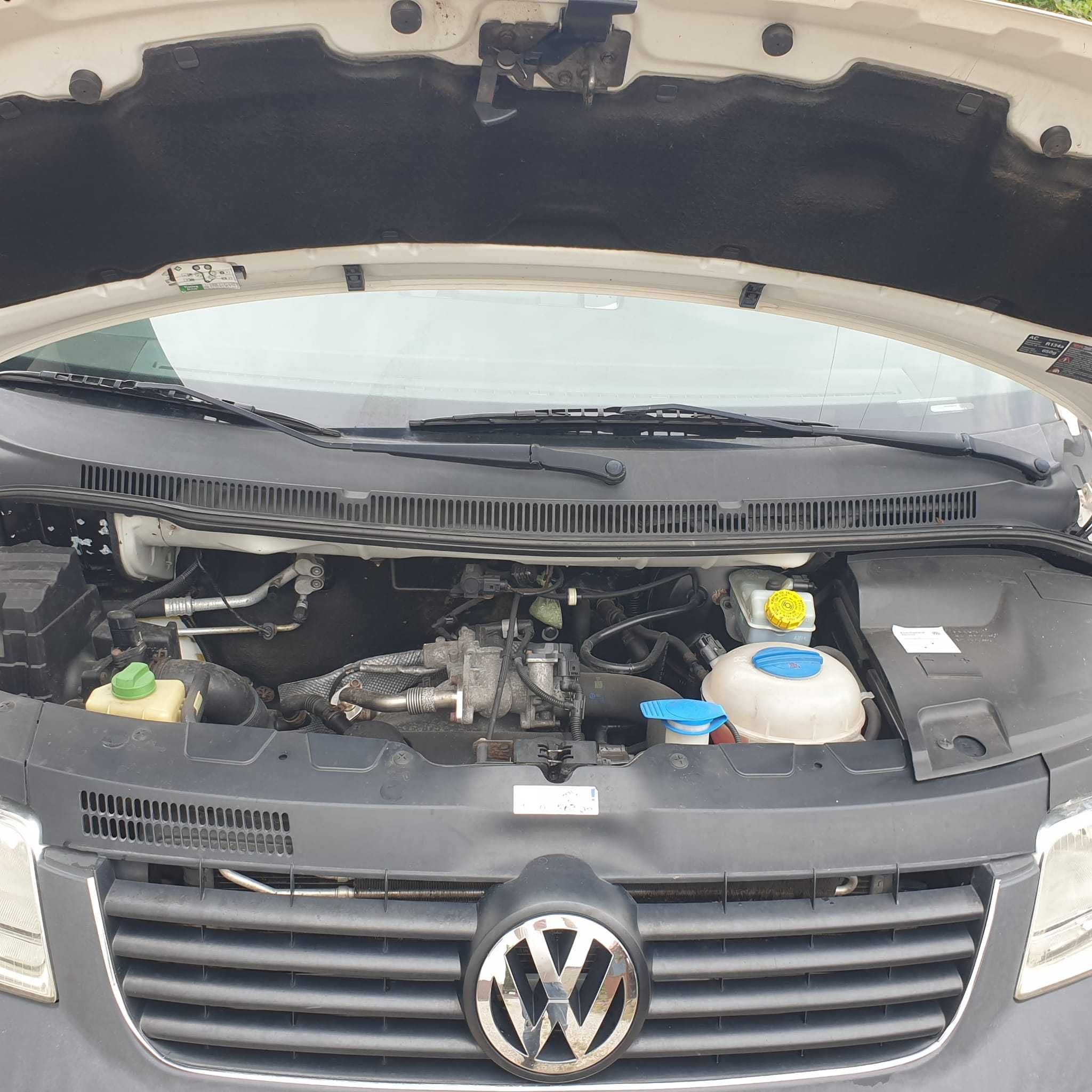 Volkswagen T5 z 2008 r.