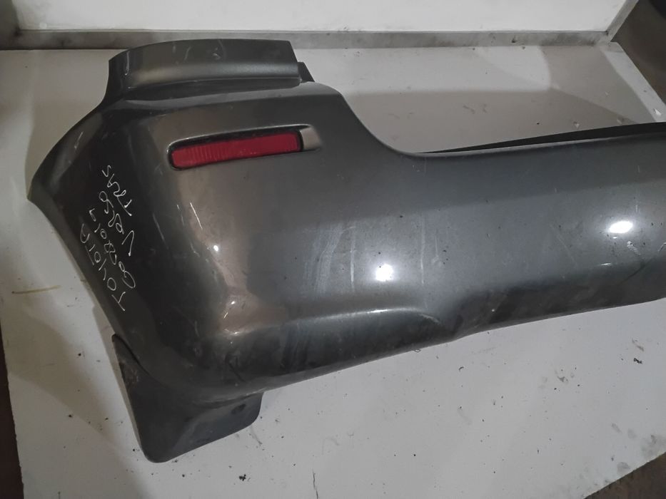 Parachoques toyota corolla verso tras