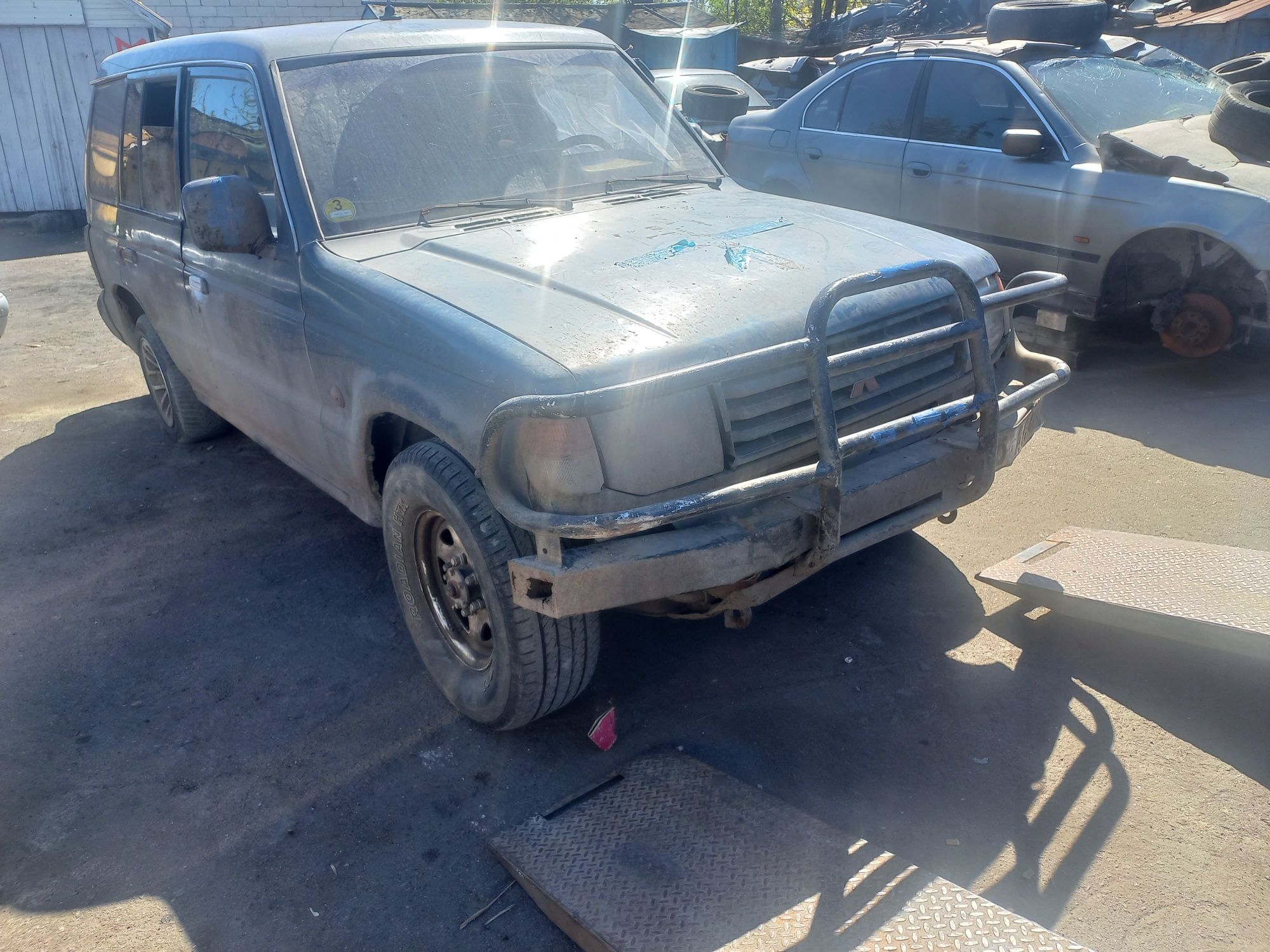 Разборка Mitsubishi Pajero 2..5 Disel 96 год