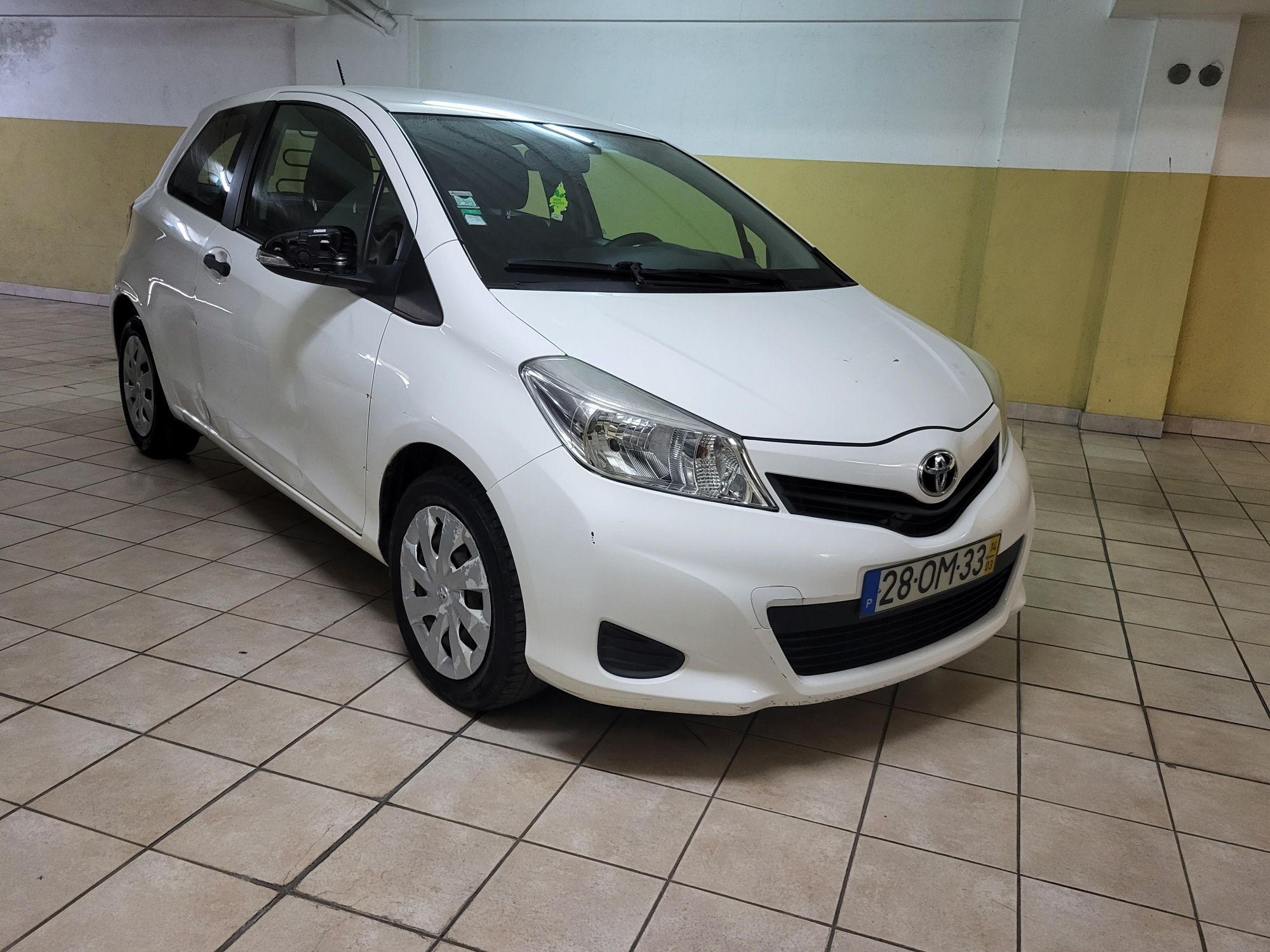 Toyota Yaris D4D ano 2014 a diesel