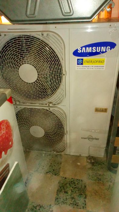 Recheio de Café - Balcões, Frigoríficos, Ar-Condicionado