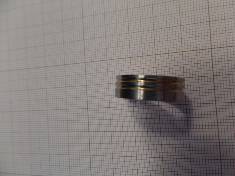 Conjunto de Anel em Aço Inoxidável mais fio de Pescoço (V63) K