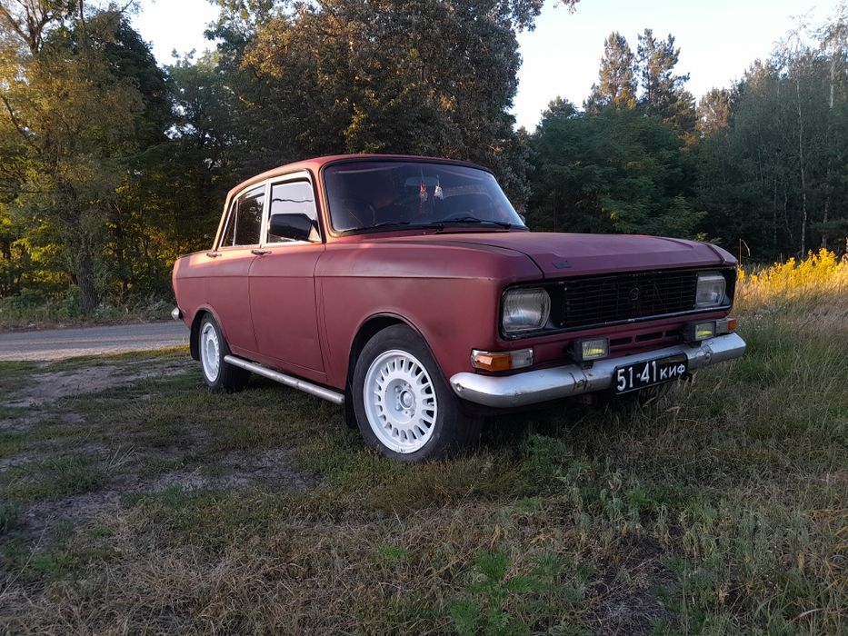Продам Москвич 2140