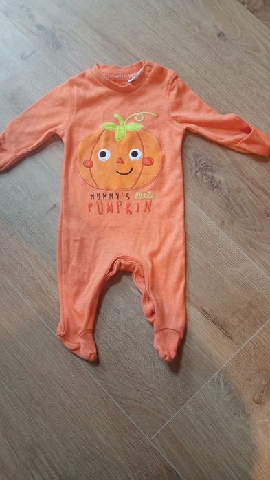 Pajacyk dla noworodka