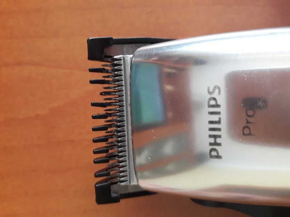 Máquina barbear Philips Pro