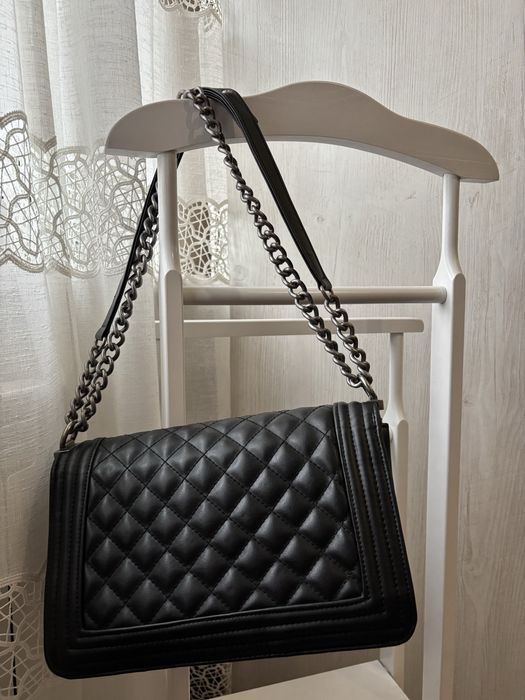 Сумка чорна класична